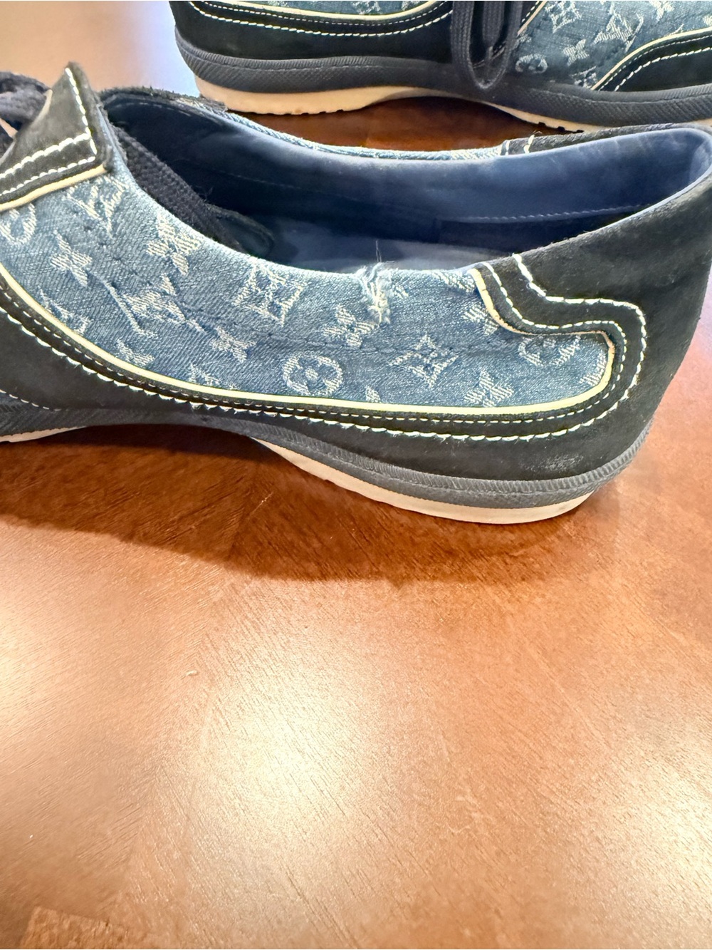 One Of A Kind Louis Vuitton Men’s Denim Monogram Sneakers in Navy - Picture 5 of 7